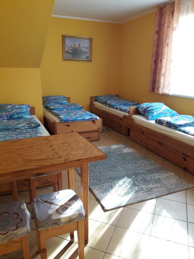U Wikinga Hotel Zastan Exterior photo